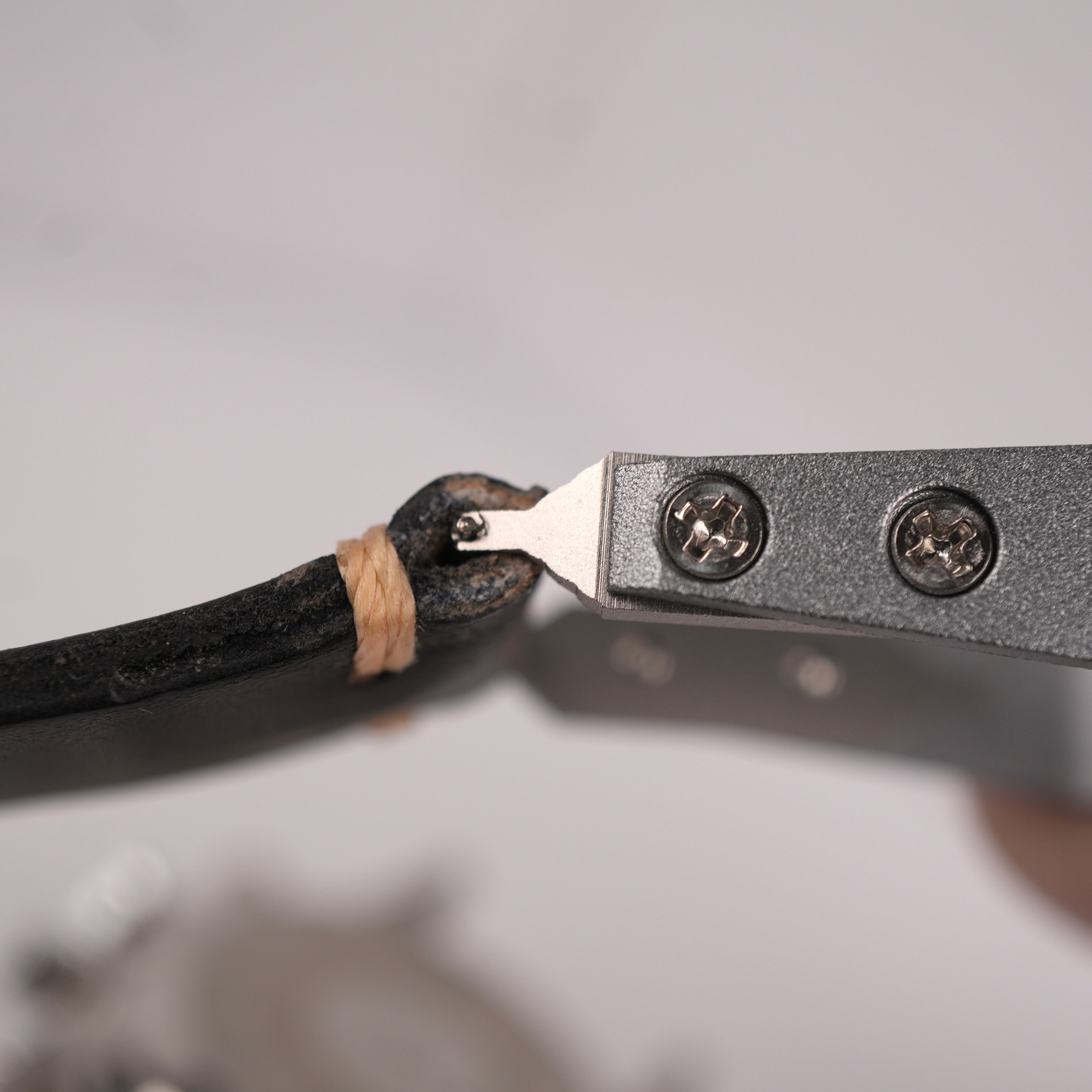 Premium Aluminum Tweezer Watch Strap Removal Tool