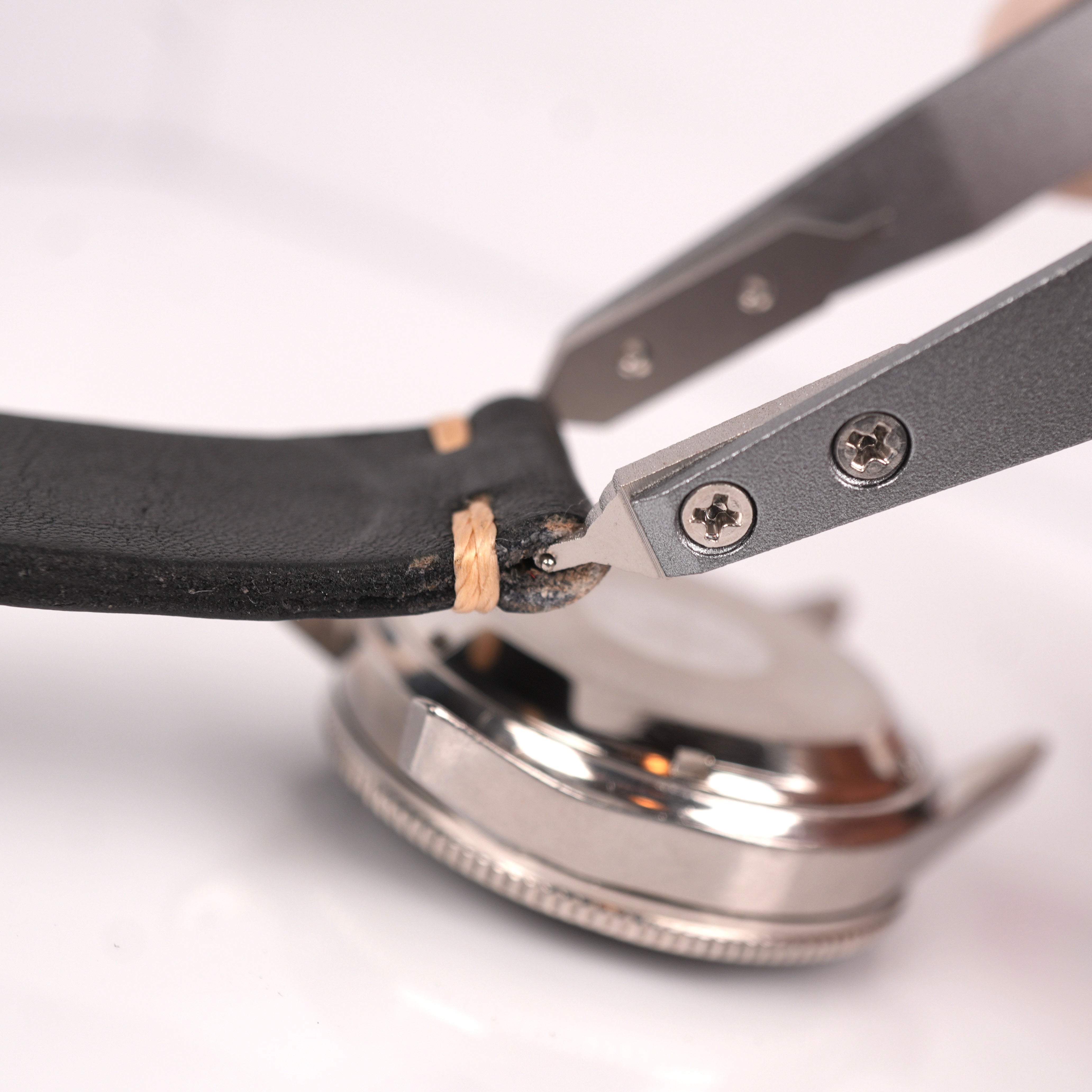 Premium Aluminum Tweezer Watch Strap Removal Tool